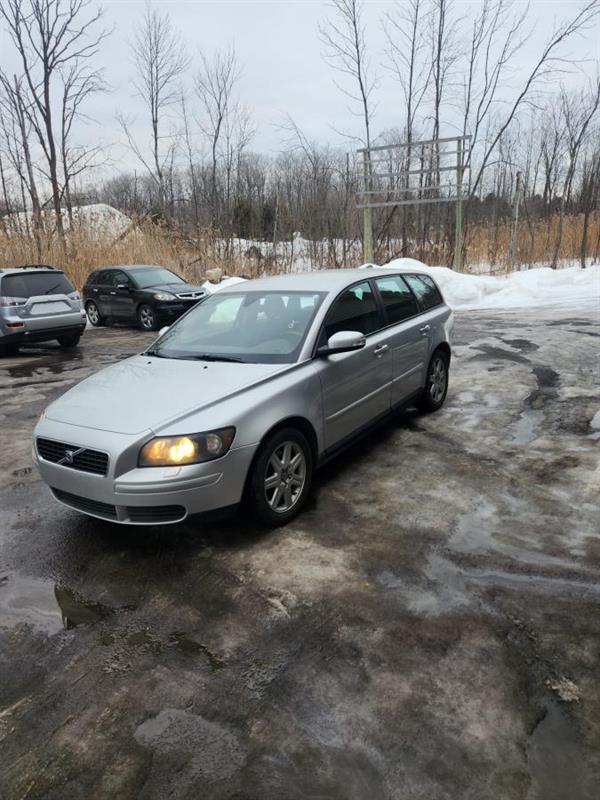 Volvo V50 2007 - Image 1