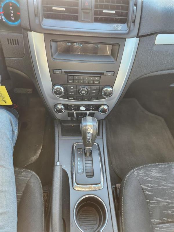 Ford Fusion 2012 - Image 12