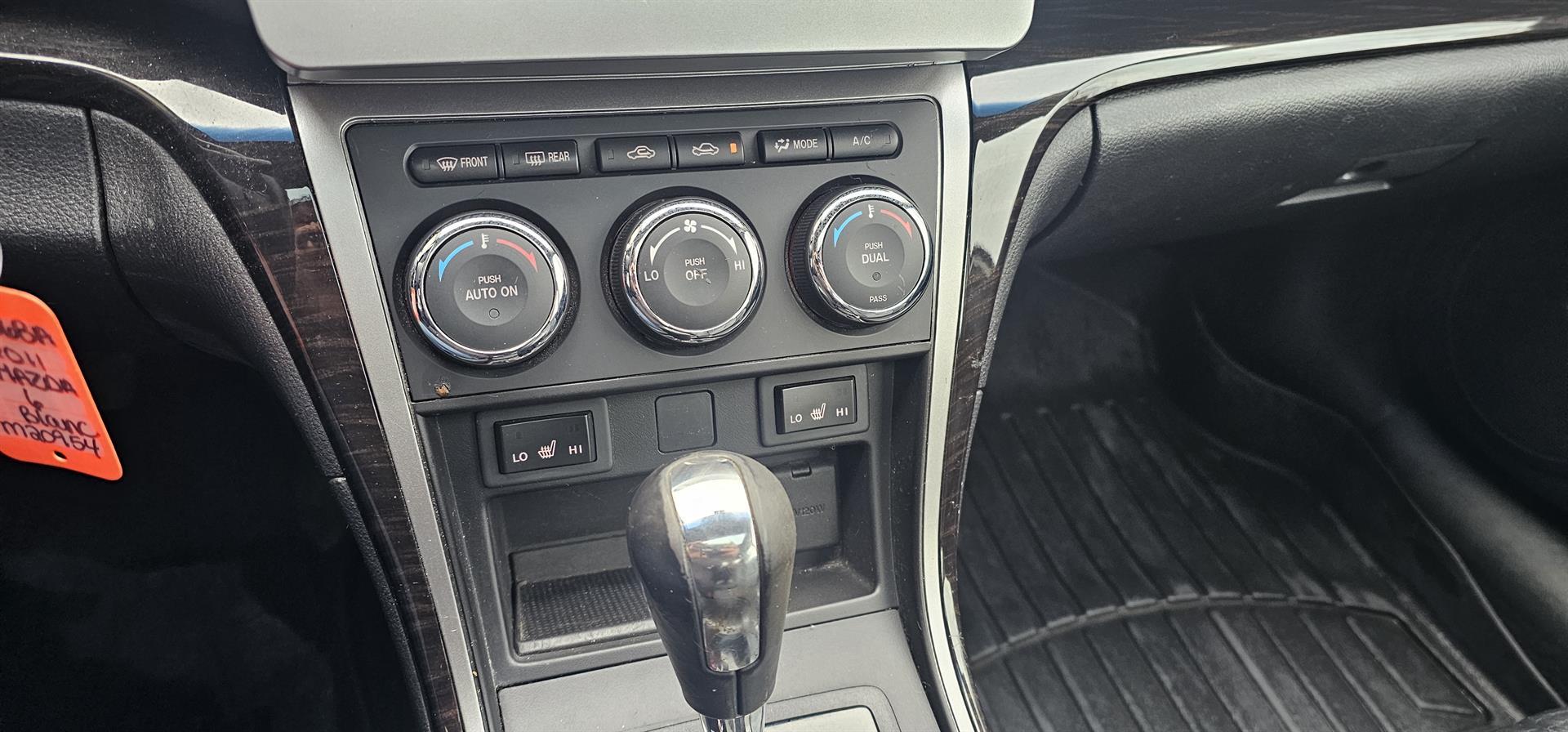 Mazda 6 2011 - Image 17