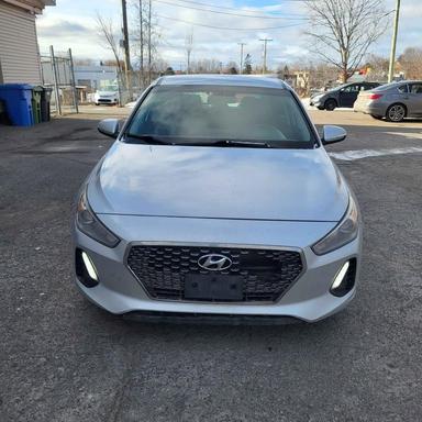 Hyundai Elantra Gt 2018 - Thumbnail 2