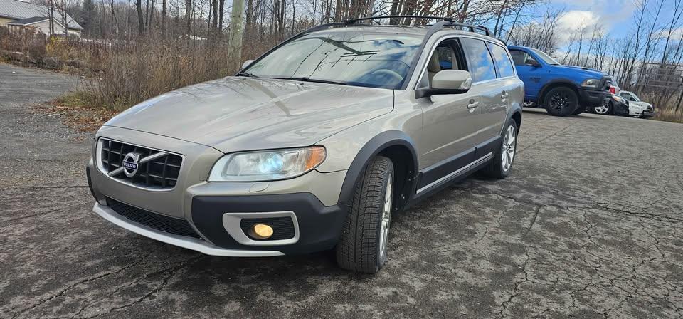 Volvo XC70 2012 - Image 1