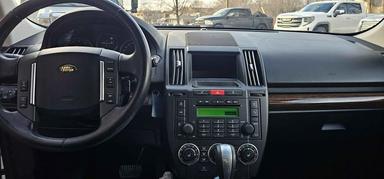 Land Rover LR2 2010 - Thumbnail 4