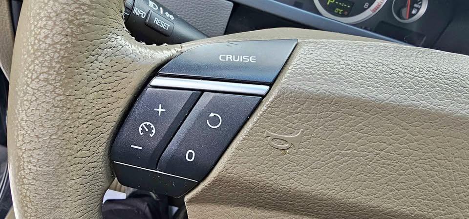 Volvo XC90 2012 - Image 11