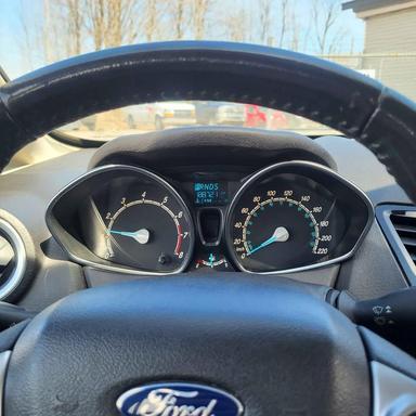 Ford Fiesta 2016 - Thumbnail 8