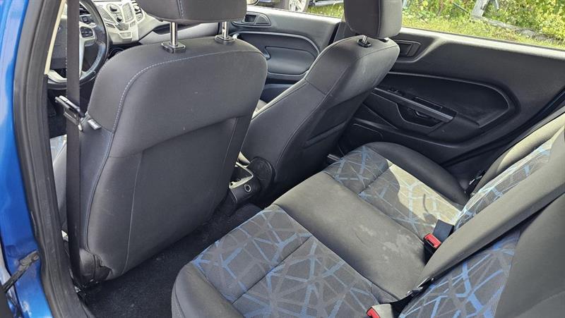 Ford FIESTA 2011 - Image 8