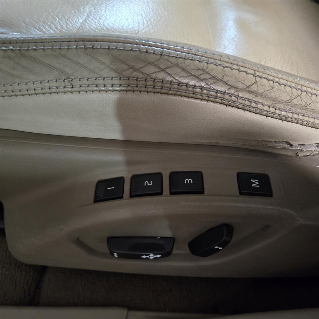 Volvo Xc60 2010 - Image 6