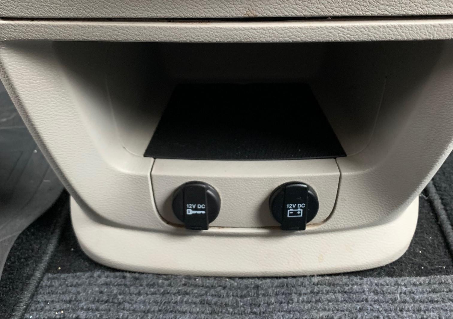 Dodge Grand Caravan 2015 - Image 16