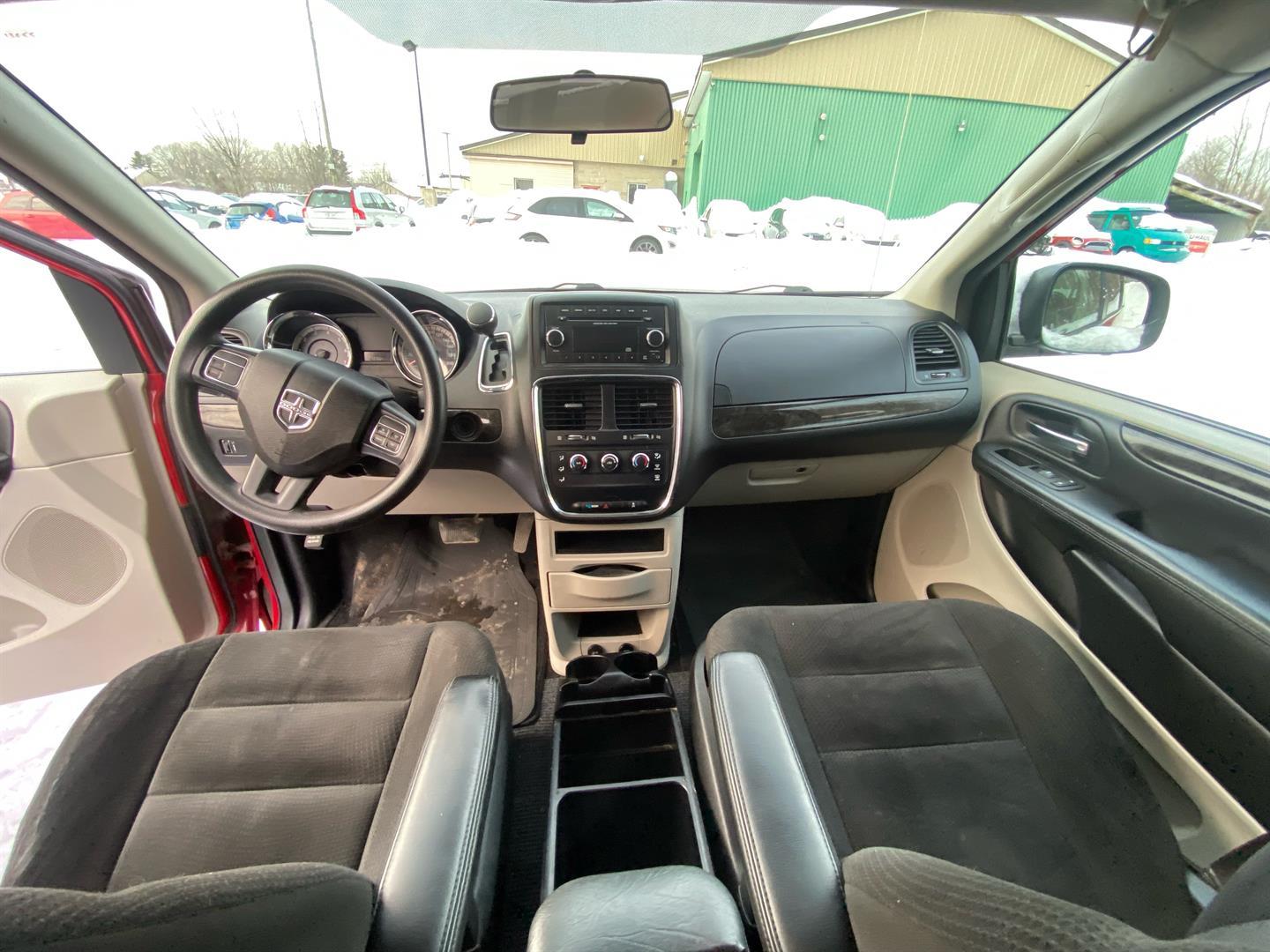 Dodge Grand Caravan 2015 - Image 14