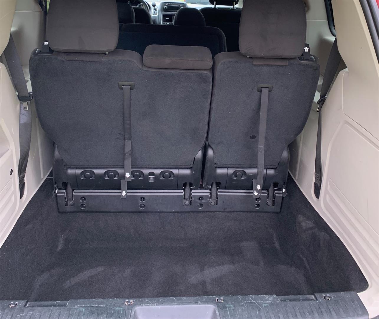 Dodge Grand Caravan 2015 - Image 21