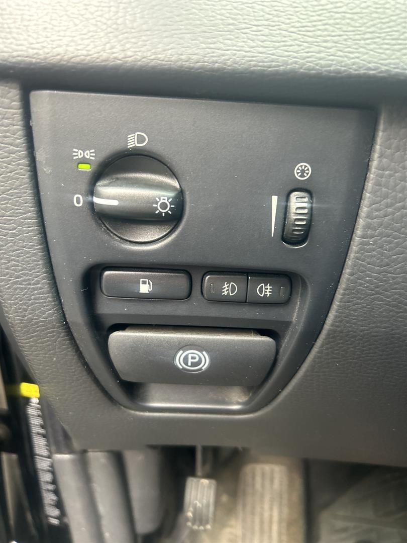 Volvo XC90 2009 - Image 14